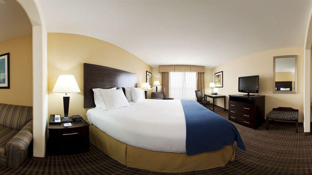 Holiday Inn Express And Suites Hotel - Pauls Valley By Ihg Eksteriør bilde