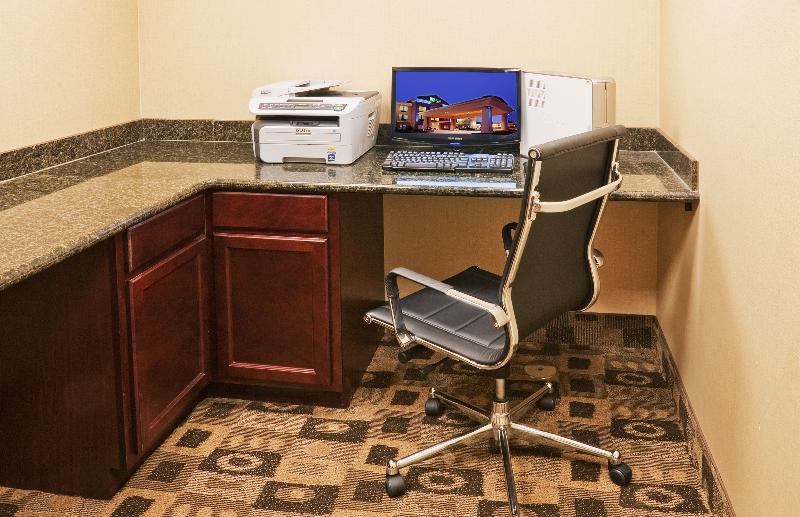 Holiday Inn Express And Suites Hotel - Pauls Valley By Ihg Eksteriør bilde