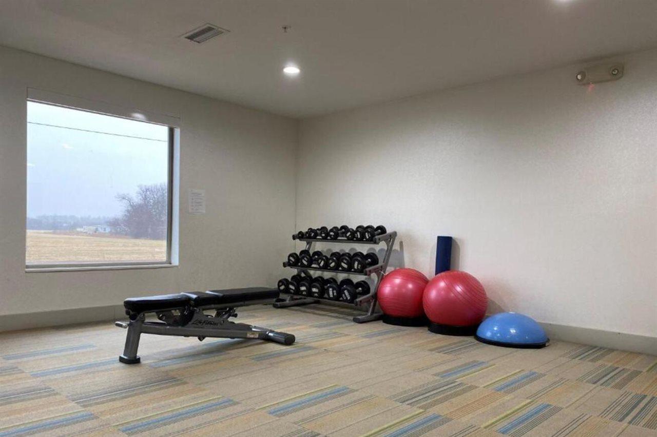 Holiday Inn Express And Suites Hotel - Pauls Valley By Ihg Eksteriør bilde